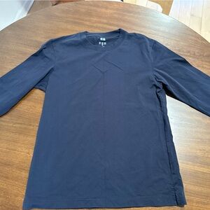 Uniqlo Men's Navy Blue Long Sleeve Shirt